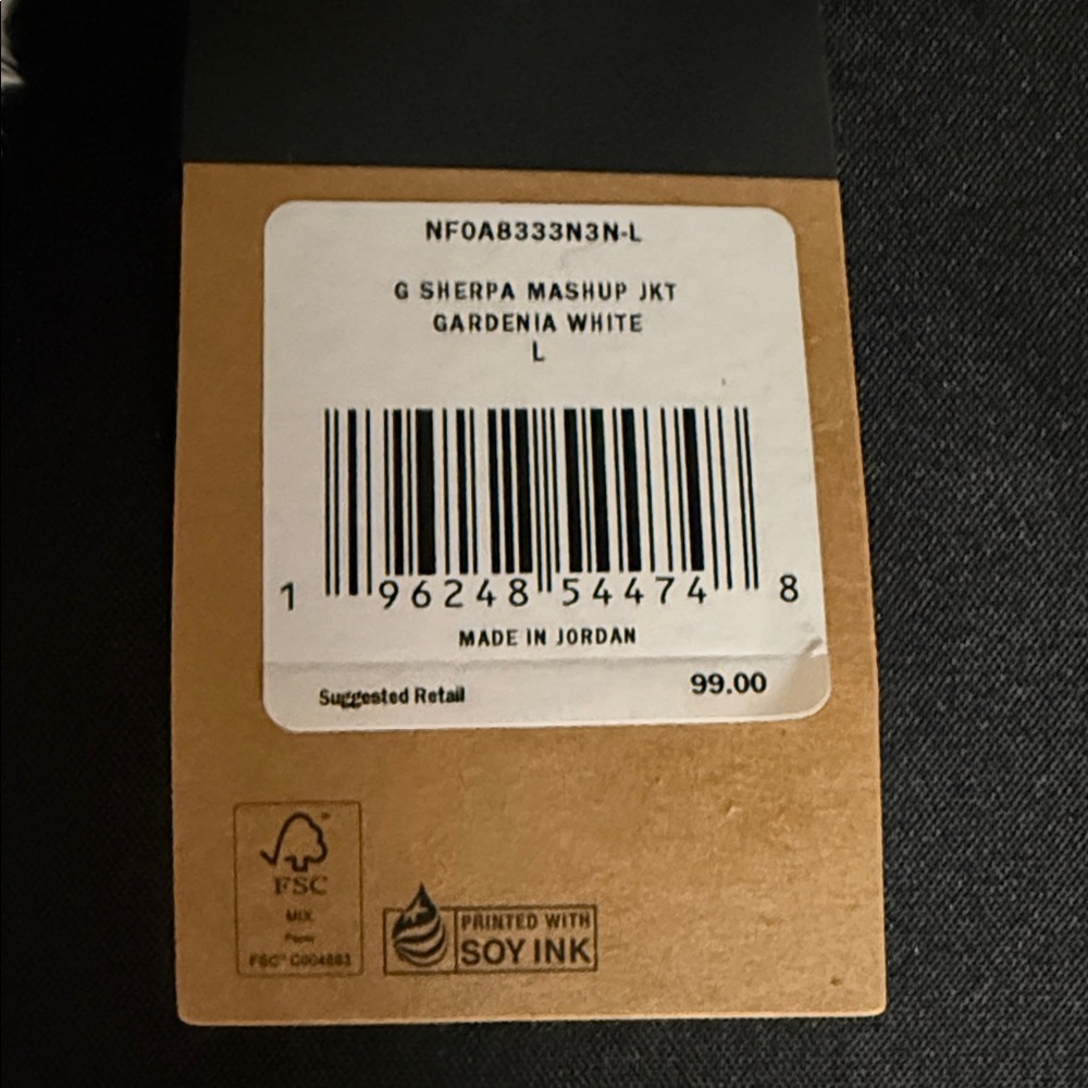 The North Face Kids White Puffer Jacket - Picture 9 of 9